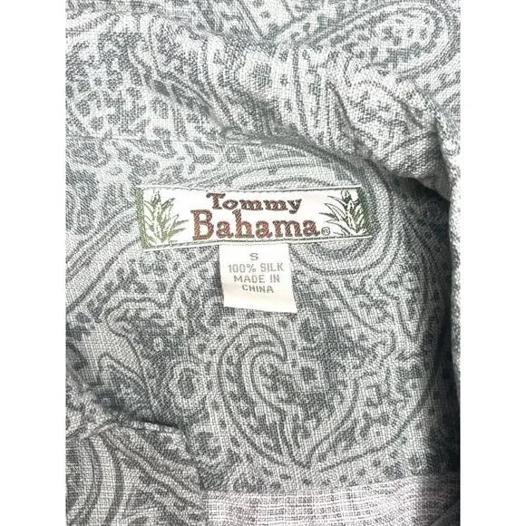 Tommy Bahama Shirt Mens 100% Silk Hawaiian button up Sz: S - Picture 8 of 8